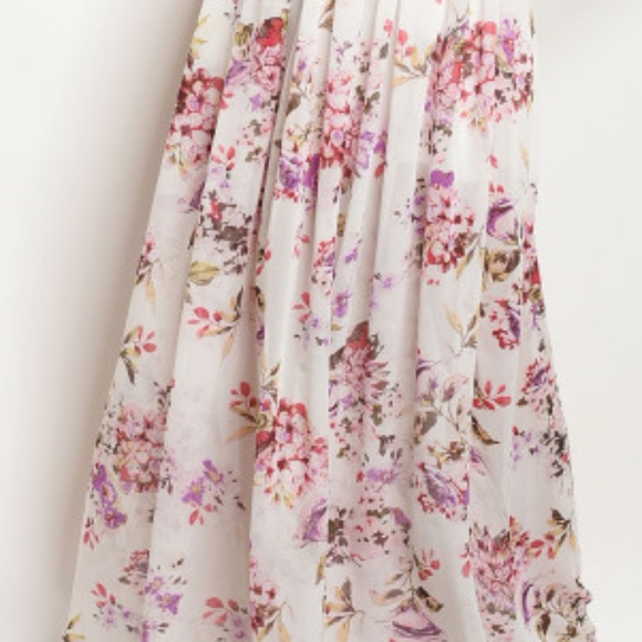 LAST 1! UNIQUE WHITE FLORAL MAXI - Picture 4 of 8